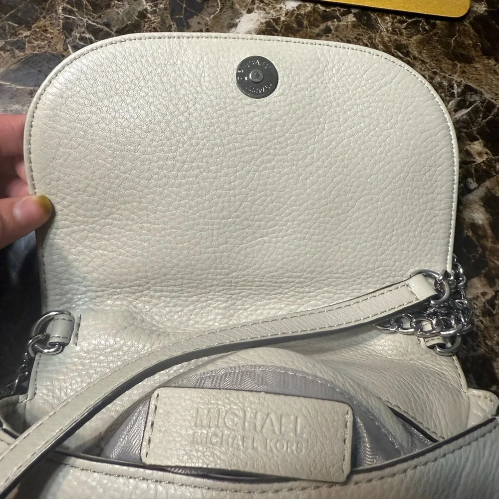 Michael Kors Pebbled Leather Mini Crossbody Bag –